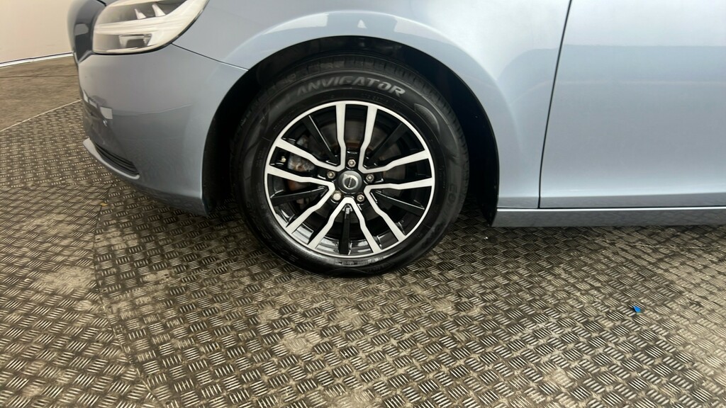 Volvo V40 2.0 T3 152 Inscription Cwvehiclemarketing Silver #19