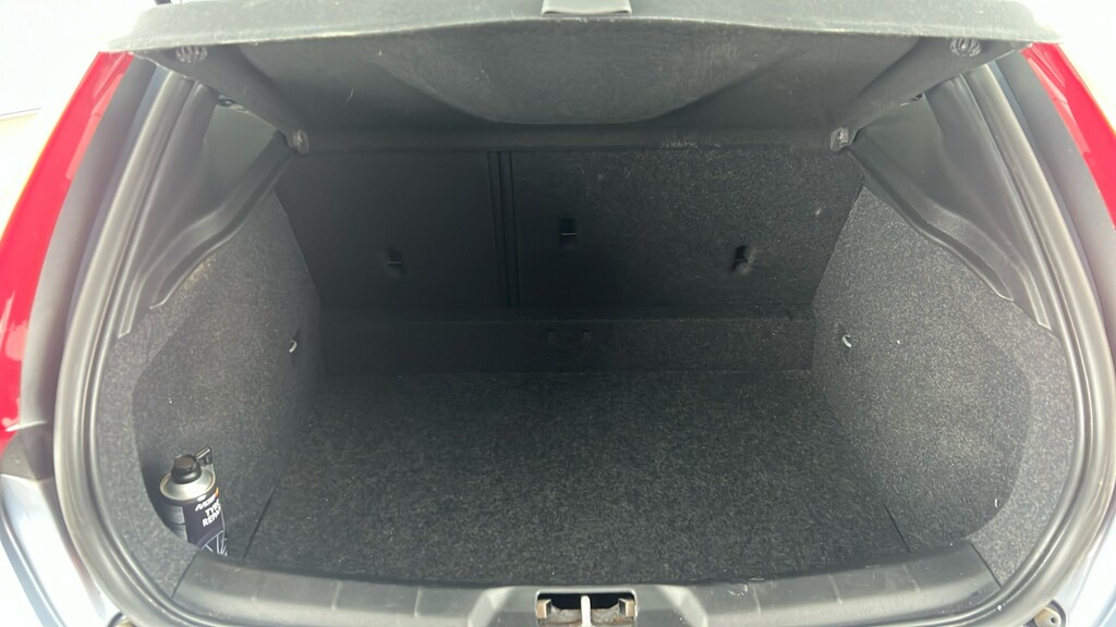 Volvo V40 2.0 T3 152 Inscription Cwvehiclemarketing Silver #22