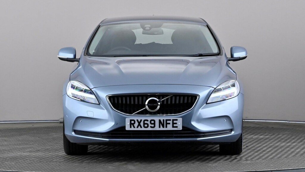 Volvo V40 T2 122 Momentum Edition Blue #2