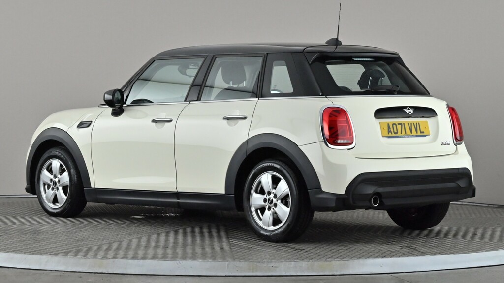 Mini Hatch 1.5 Cooper Classic AO71VVL White #4
