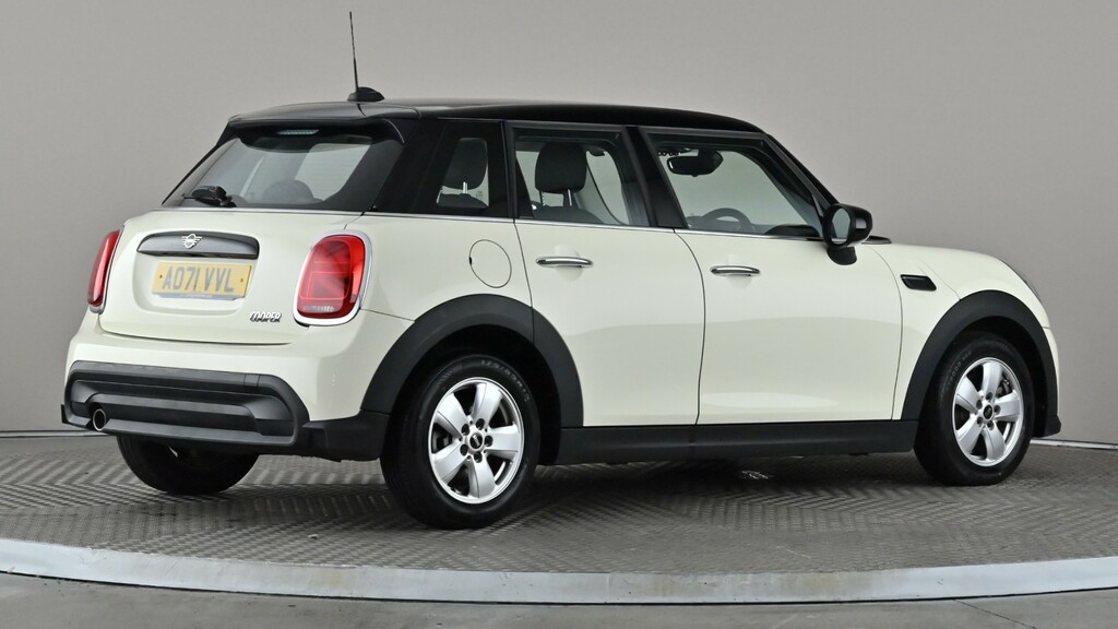 Mini Hatch 1.5 Cooper Classic AO71VVL White #6