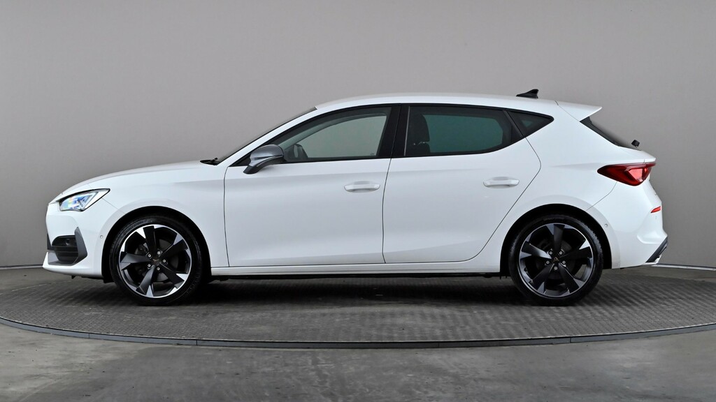 Cupra Leon 1.5 Etsi V1 Dsg YD73EOW White #3