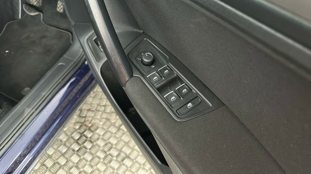 Volkswagen Tiguan Allspace 2.0 Tdi 4Motion Elegance Dsg Silver #33