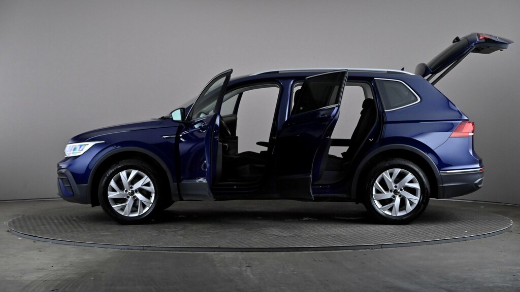 Volkswagen Tiguan Allspace 1.5 Tsi Life Dsg Grey #9