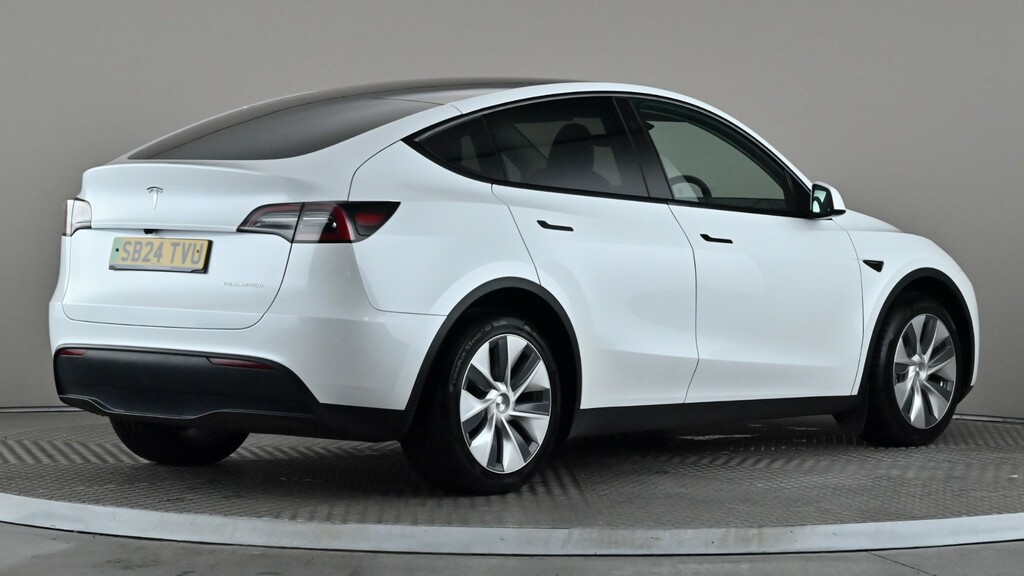 Tesla Model Y Long Range Awd SB24TVU White #6