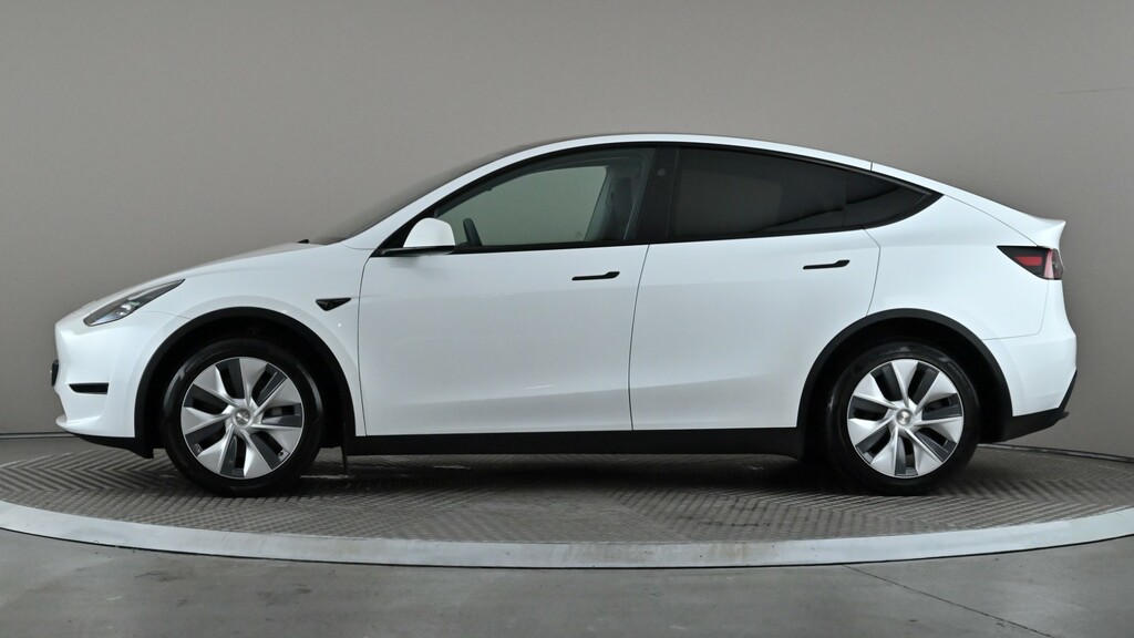Tesla Model Y Long Range Awd SB24TVU White #3