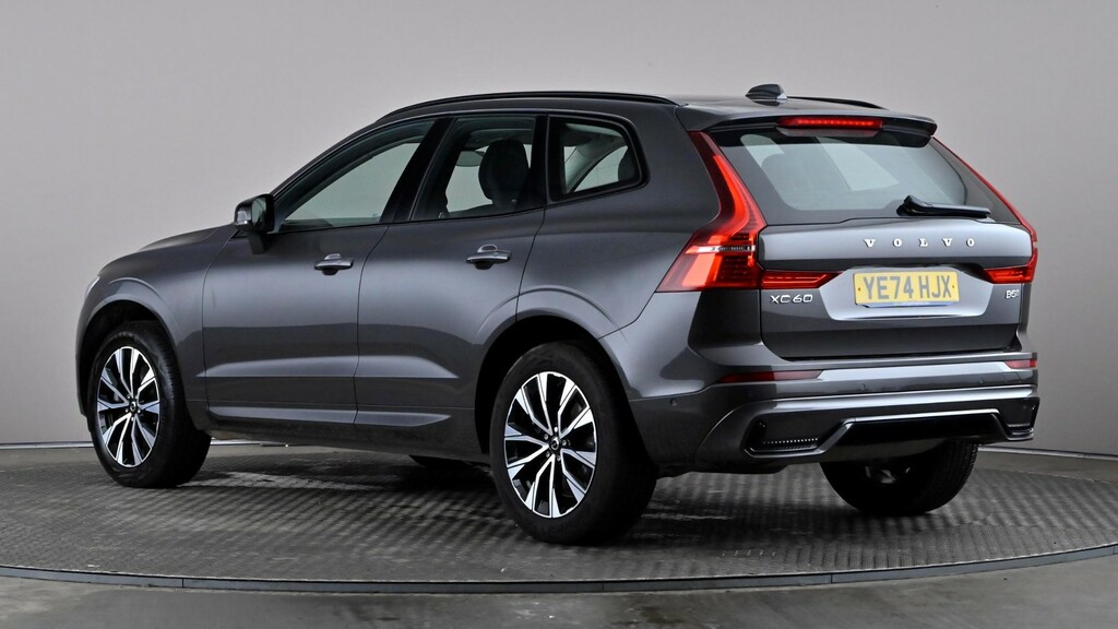 Volvo XC60 2.0 B5p Plus Dark Awd Geartronic Grey #4