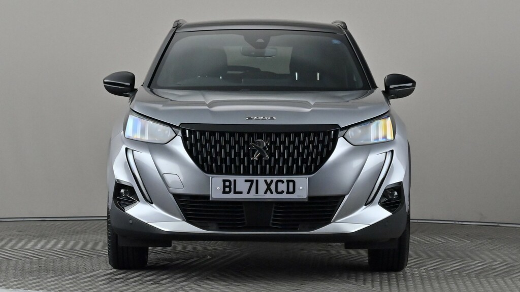 Peugeot 2008 1.5 Bluehdi 110 Allure Premium Grey #2