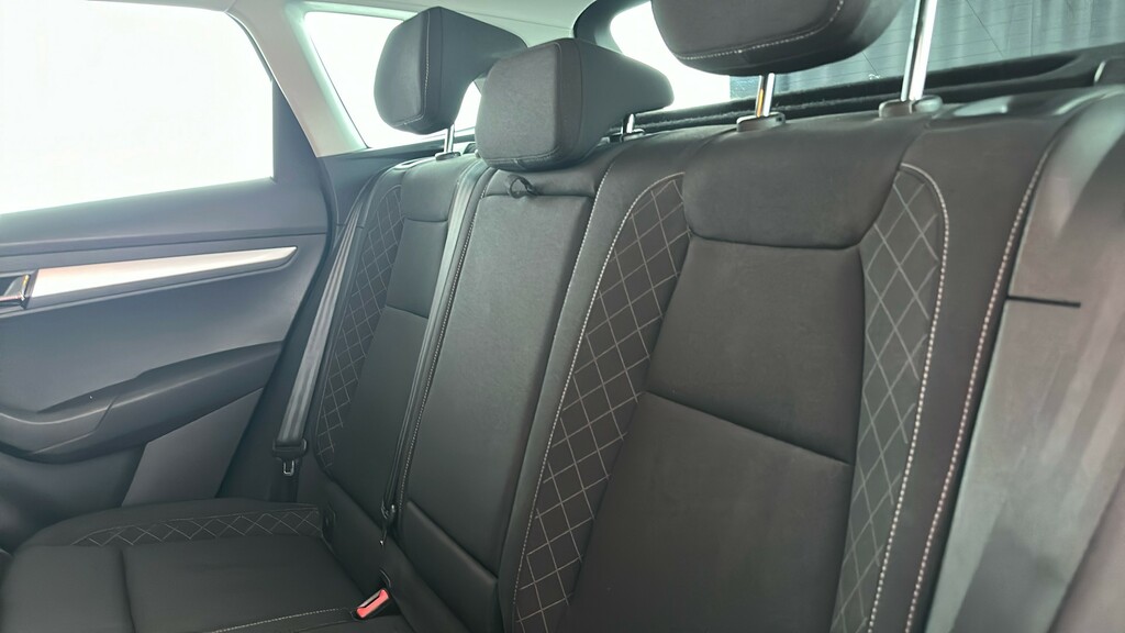 Skoda Karoq Skoda Karoq Se Drive 1.0 Tsi 110 Ps 6G Man Grey #18