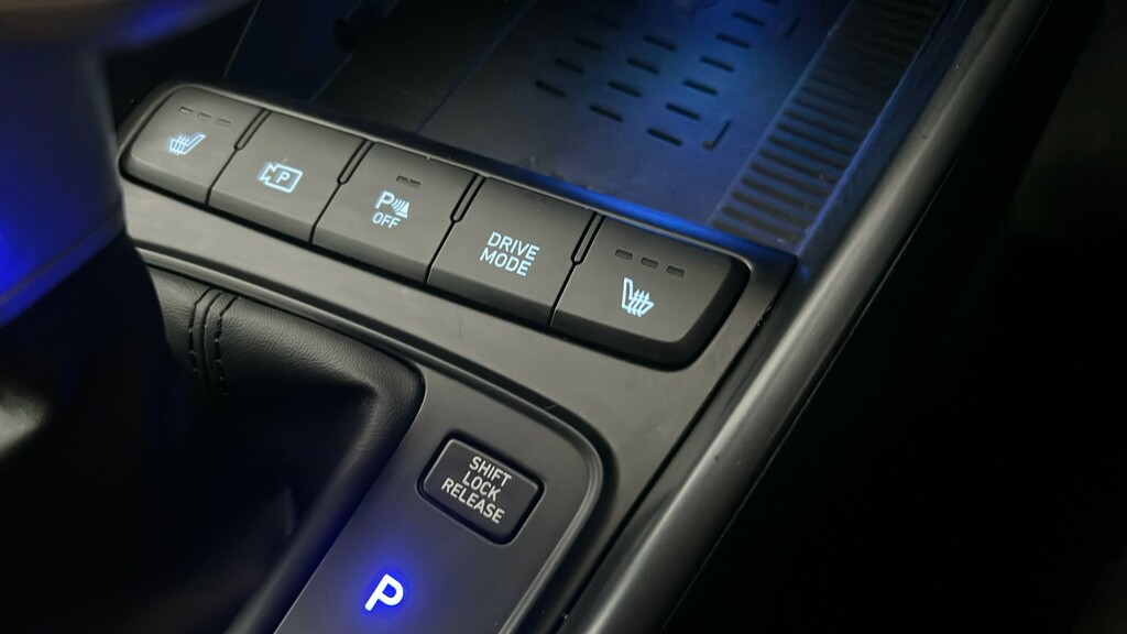 Hyundai Bayon 1.0 T-gdi Mhev Ultimate Suv Hybrid Dct Blue #24