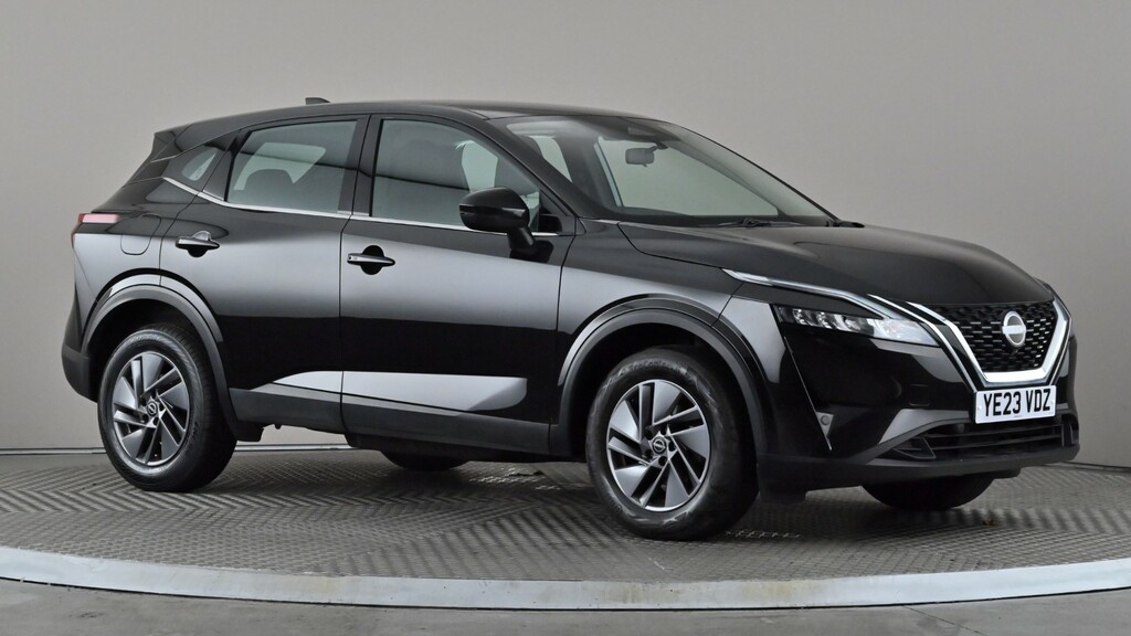 Nissan Qashqai 1.3 Dig-t Mh Acenta Premium Black