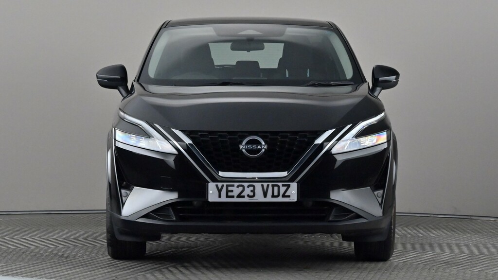 Nissan Qashqai 1.3 Dig-t Mh Acenta Premium YE23VDZ Black #2