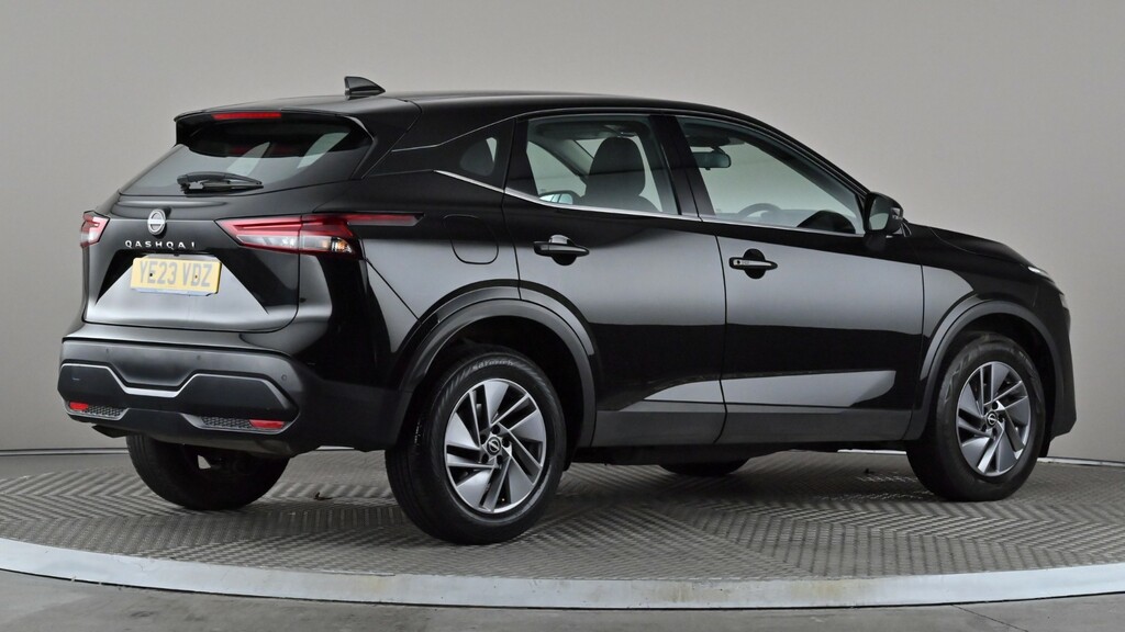 Nissan Qashqai 1.3 Dig-t Mh Acenta Premium YE23VDZ Black #6
