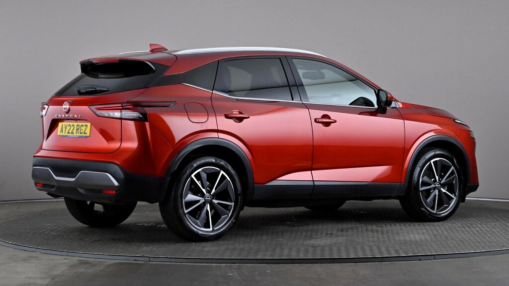 Nissan Qashqai 1.3 Dig-t Mh Tekna Red #6