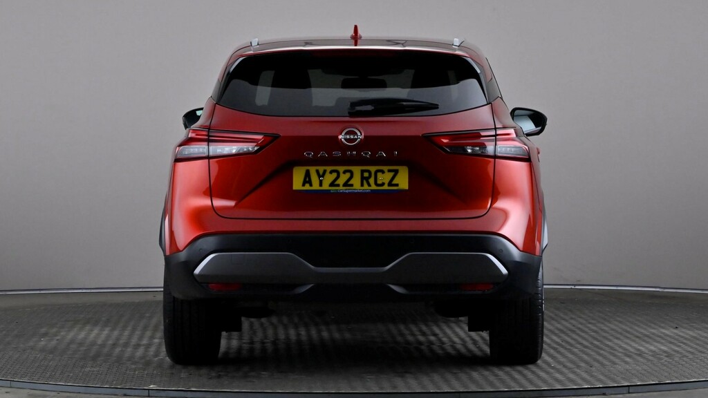 Nissan Qashqai 1.3 Dig-t Mh Tekna Red #5