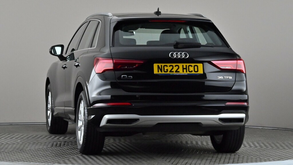 Audi Q3 35 Tfsi Sport Black #5