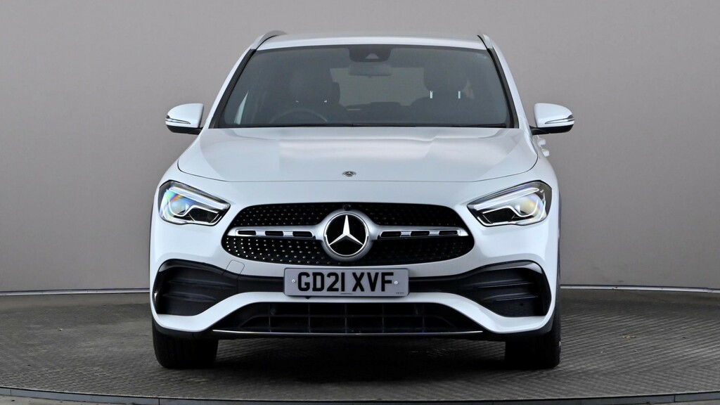 Mercedes-Benz GLA Class Gla 200D Amg Line White #2