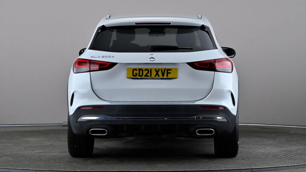 Mercedes-Benz GLA Class Gla 200D Amg Line White #5