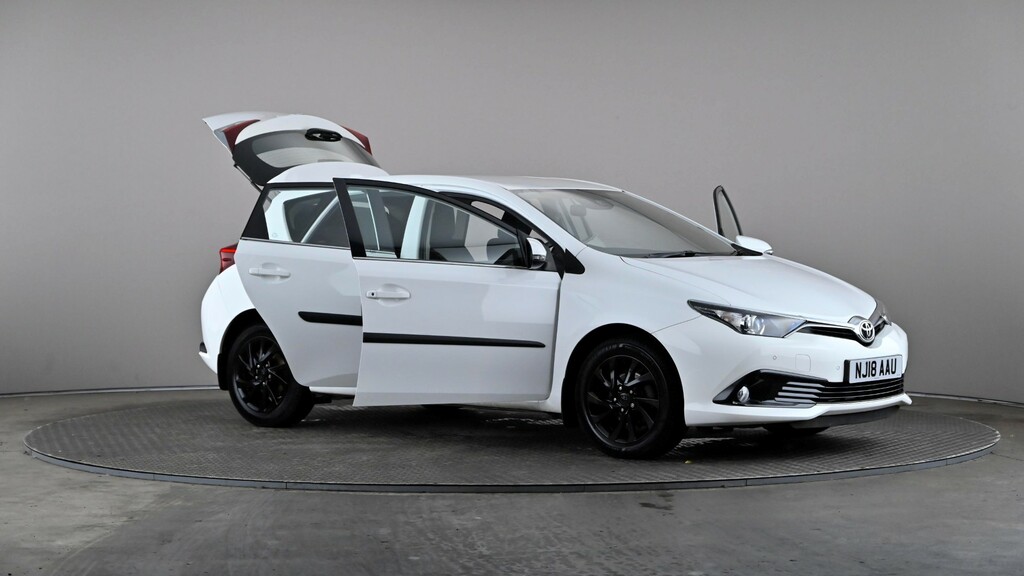 Toyota Auris Toyota 1.8 Hybrid Design Tss Cvt Hatchback Grey #7