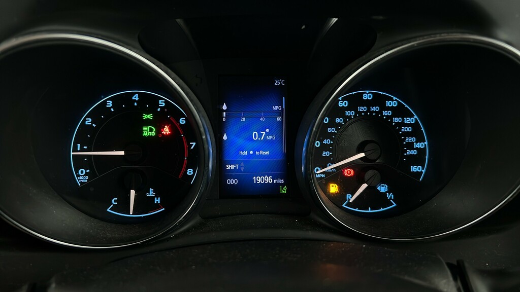 Toyota Auris Toyota 1.8 Hybrid Design Tss Cvt Hatchback Grey #15
