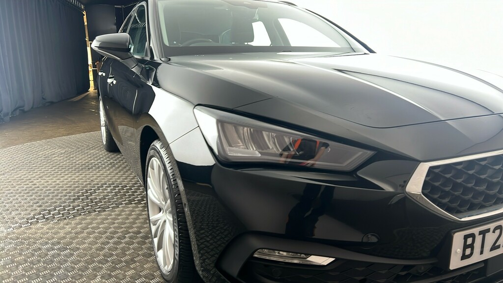 Seat Leon 1.0 Etsi Mhev Se Estate Hybrid Dsg Euro Red #20