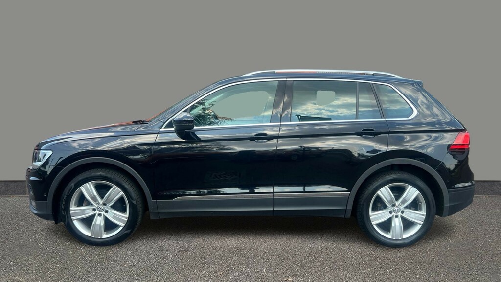 Volkswagen Tiguan 2.0 Tdi 150 Match Dsg LX20UVB Black #3