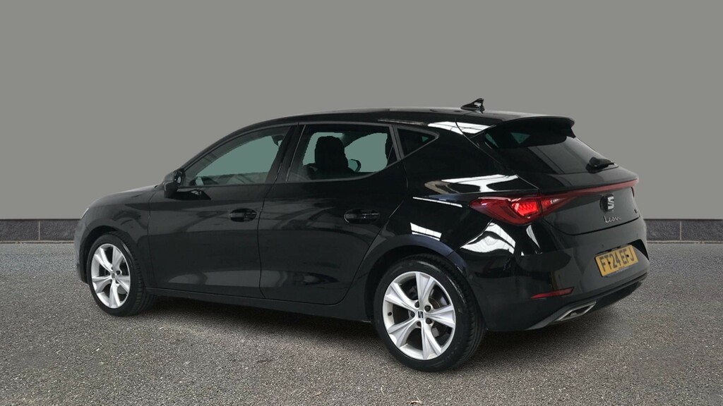 Seat Leon 1.5 Etsi 150 Fr Dsg Black #4