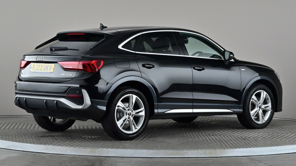 Audi Q3 35 Tfsi S Line Comfortsound Pack Black #6