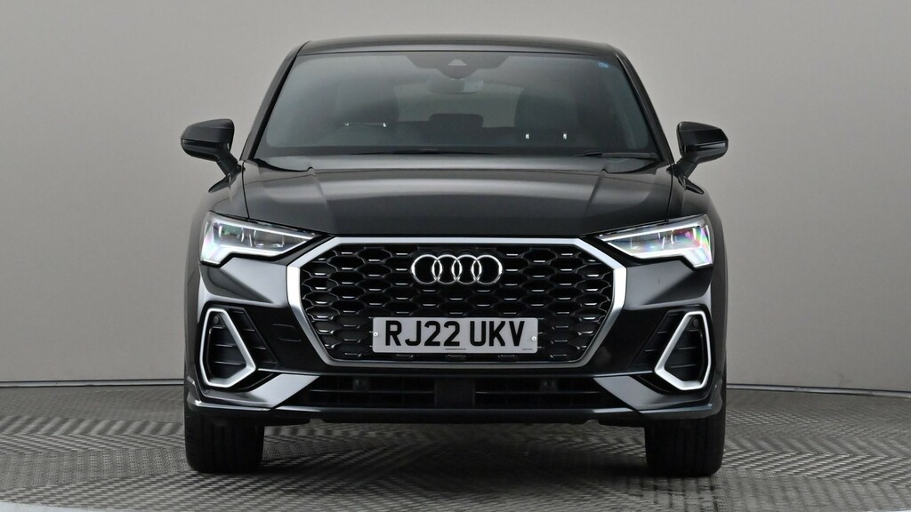 Audi Q3 35 Tfsi S Line Comfortsound Pack Black #2