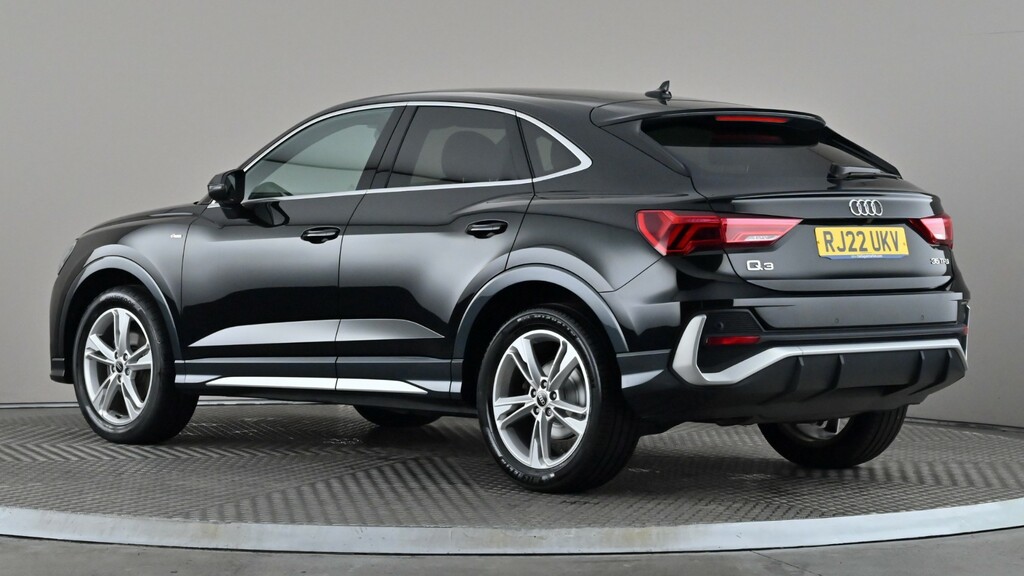Audi Q3 35 Tfsi S Line Comfortsound Pack Black #4