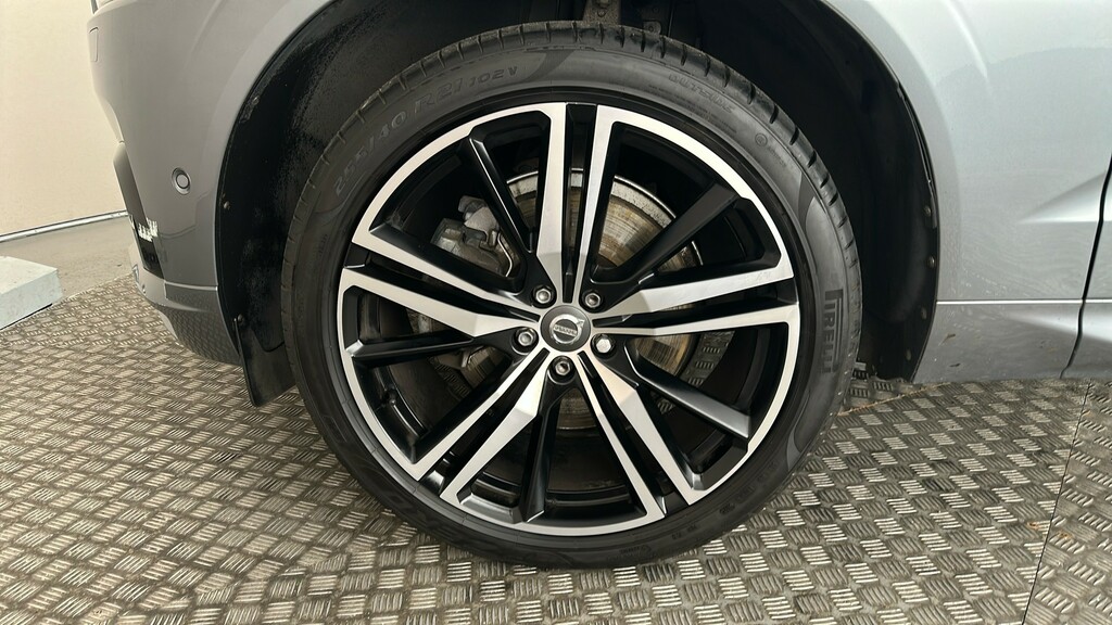 Volvo XC60 Volvo Estate 2.0 B5p 250 R Design Geartronic Grey #19
