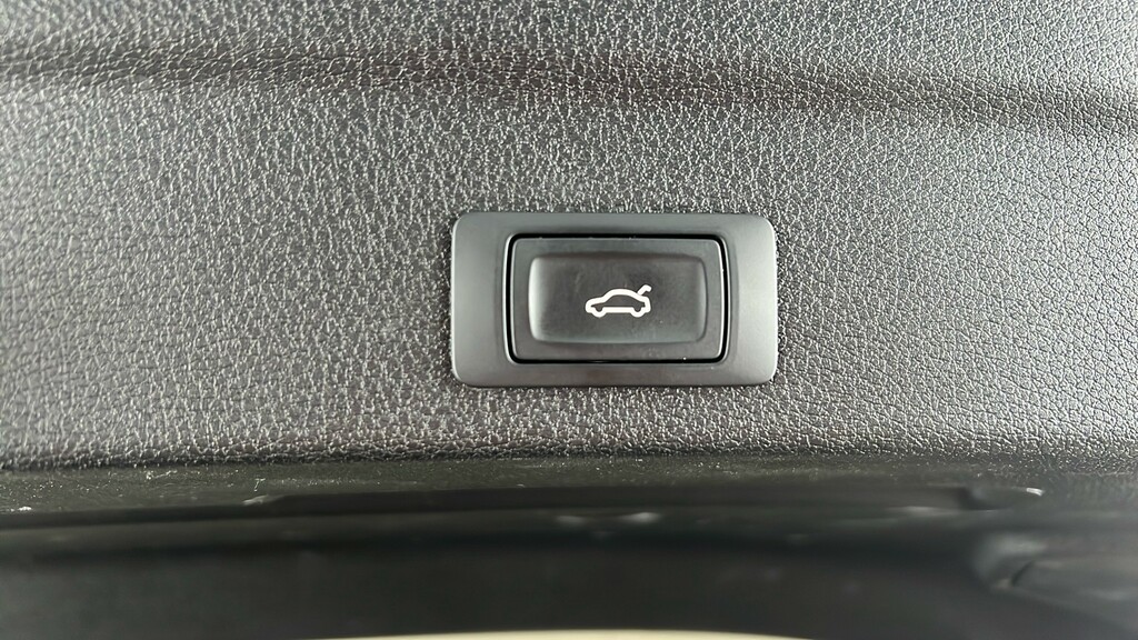 Audi Q3 Audi Estate 35 Tfsi Sport Comfortsound Pack Black #26
