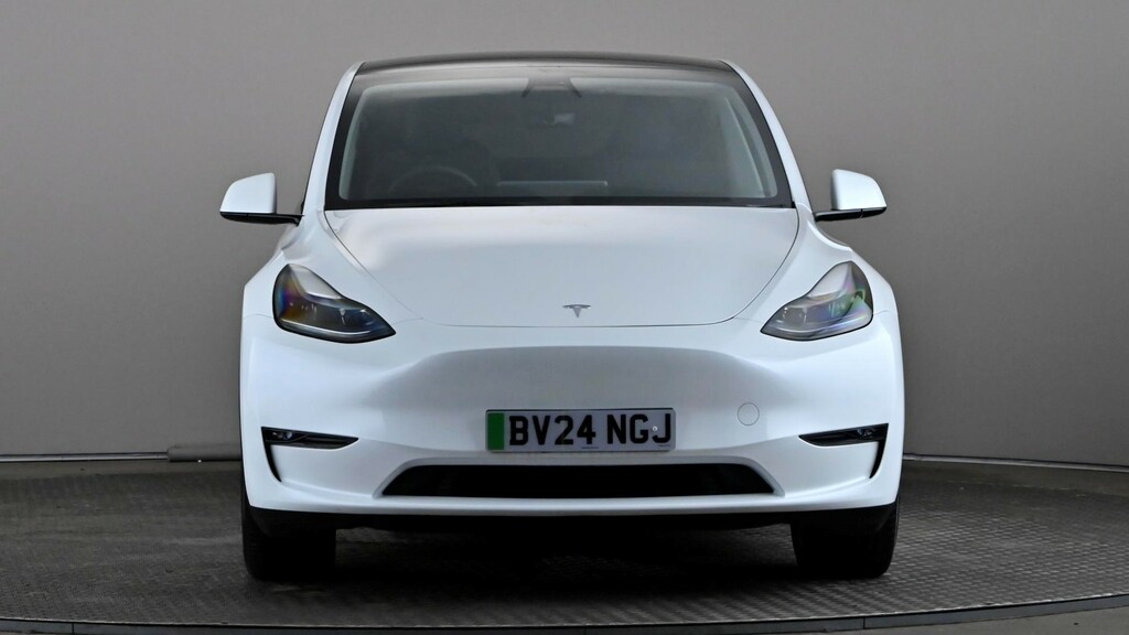 Tesla Model Y Long Range Awd BV24NGJ White #2