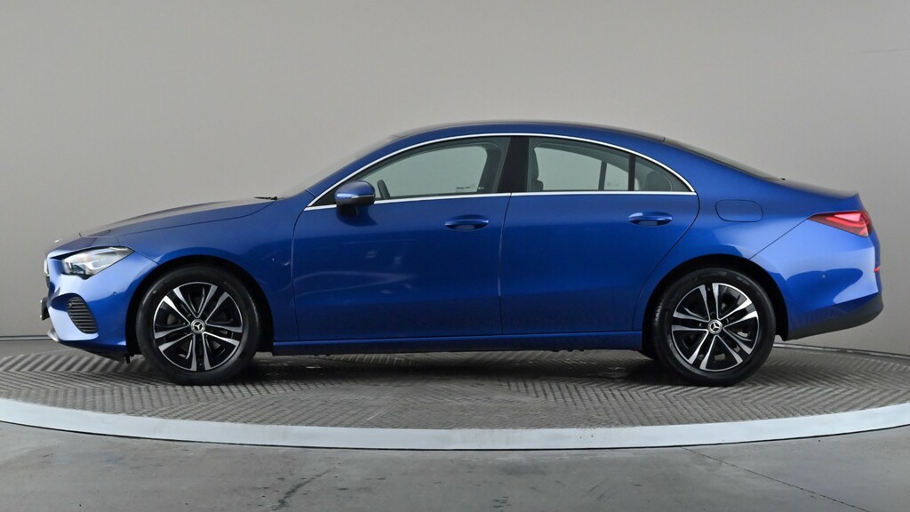 Mercedes-Benz CLA Class Cla 180 Sport Edition Tip Blue #3