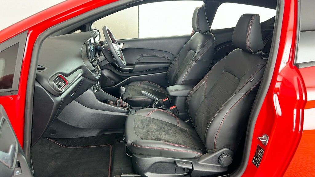 Ford Fiesta Fiesta Active X 1.0L Ecoboost 100Ps Fwd 6-S  #17