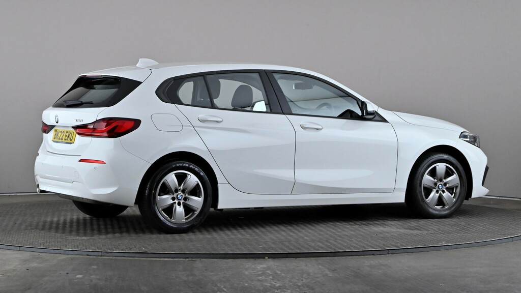 BMW 1 Series 118I 136 Se Step Live Cockpit Pro White #6
