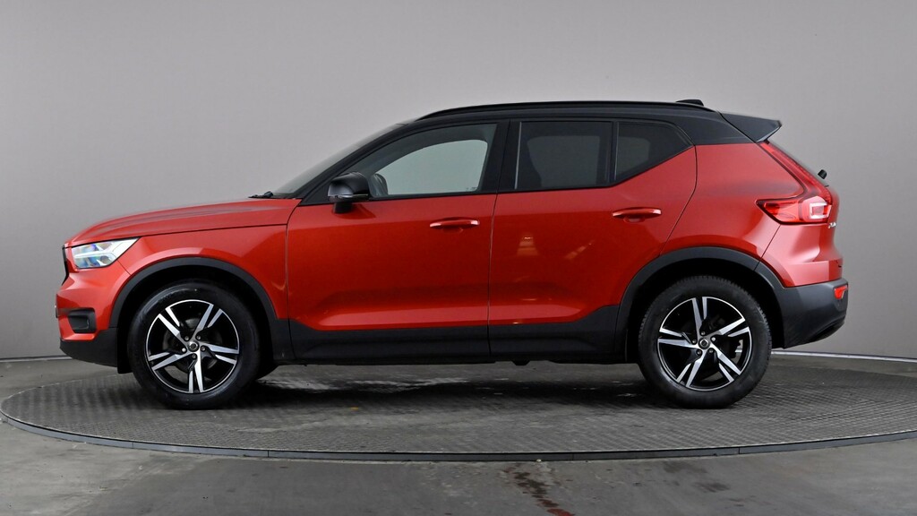 Volvo XC40 1.5 T3 163 R Design Geartronic Red #3