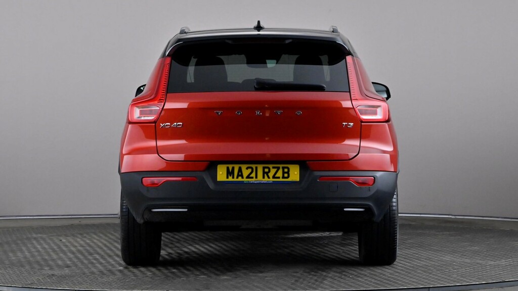 Volvo XC40 1.5 T3 163 R Design Geartronic Red #5