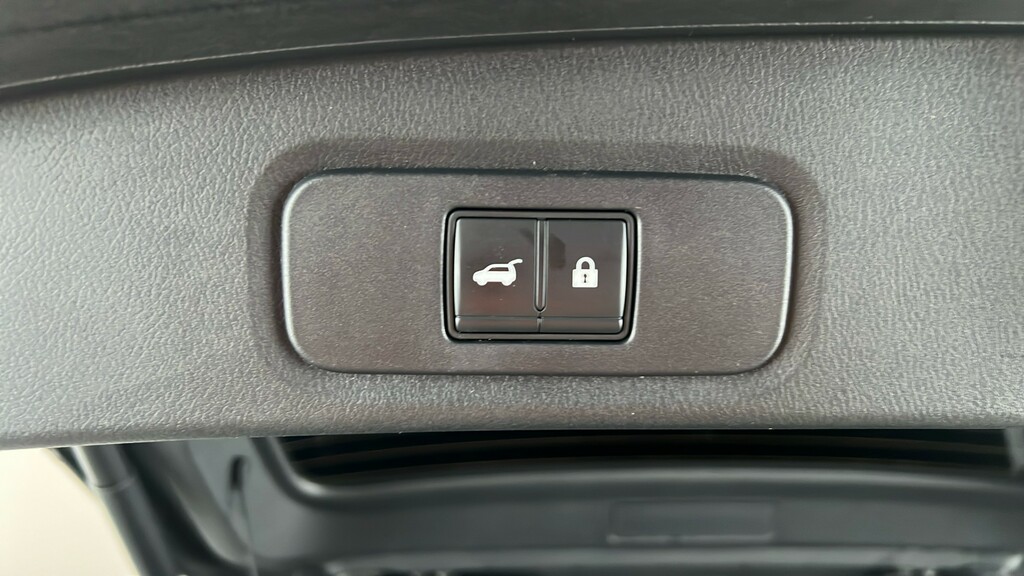 Nissan Qashqai 1.3 Dig-t Mh Acenta Premium Glass Roof Silver #26