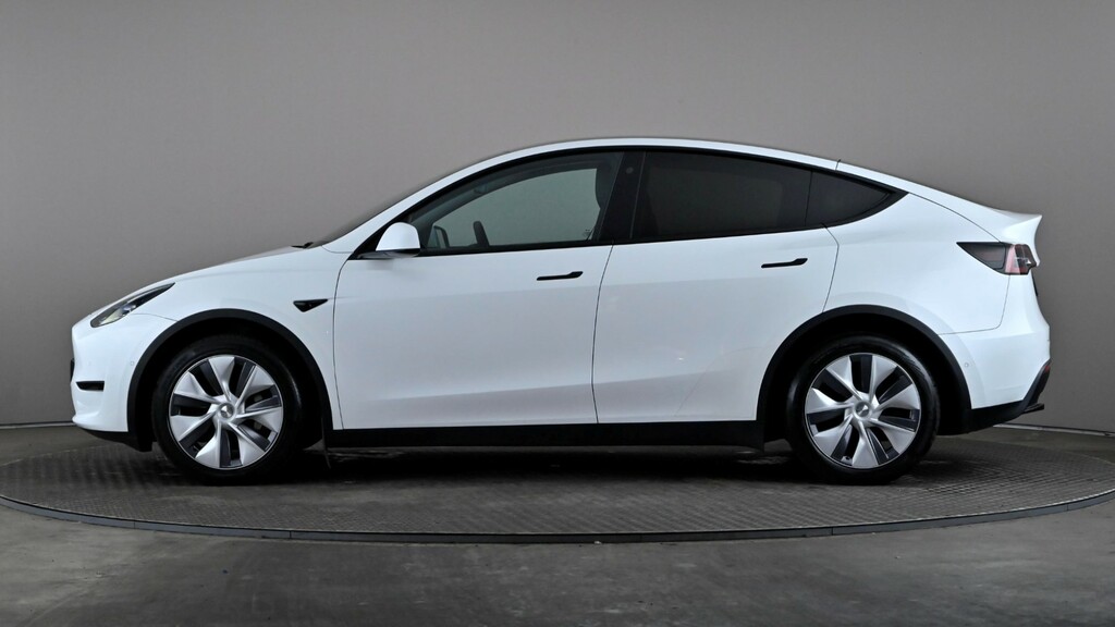 Tesla Model Y Long Range Awd AJ22EPA White #3