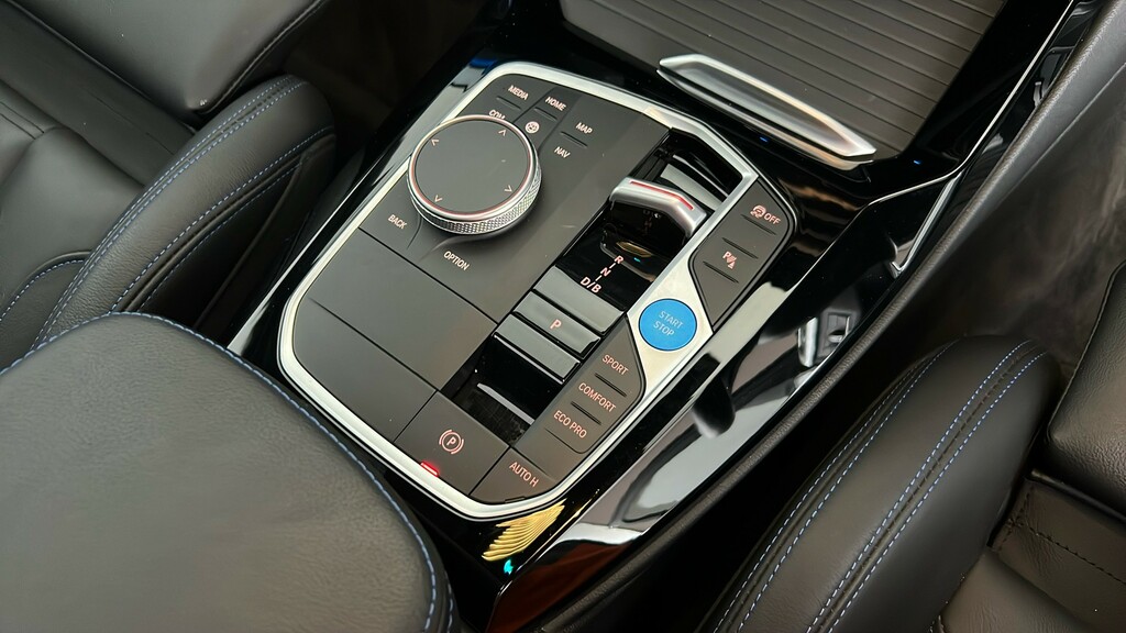 BMW iX3 Suv Grey #24