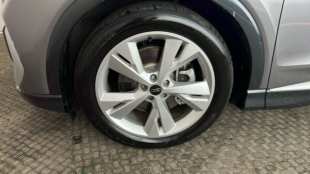 Audi Q4 E Tron Q4 Black Edition 45 E-tron 210,00 Kw Blue #19