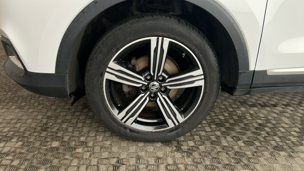 MG ZS 1.5 Vti-tech Limited Edition White #19