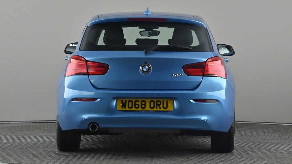 BMW 1 Series 118I 1.5 Se Navservotronic Blue #5