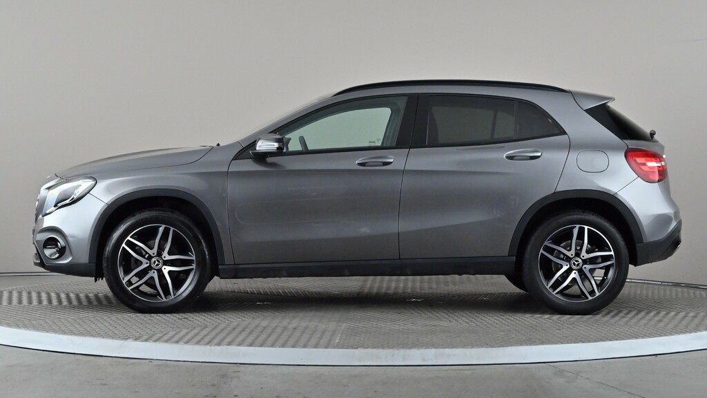 Mercedes-Benz GLA Class Gla 180 Urban Edition Grey #3