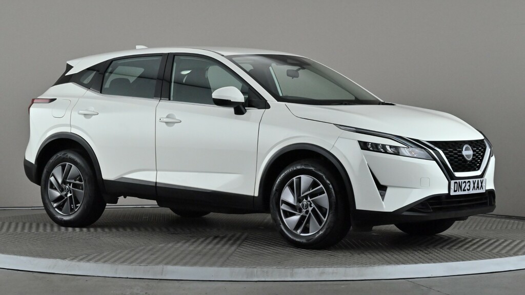 Nissan Qashqai 1.3 Dig-t Mh Acenta Premium White