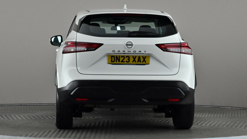 Nissan Qashqai 1.3 Dig-t Mh Acenta Premium White #5