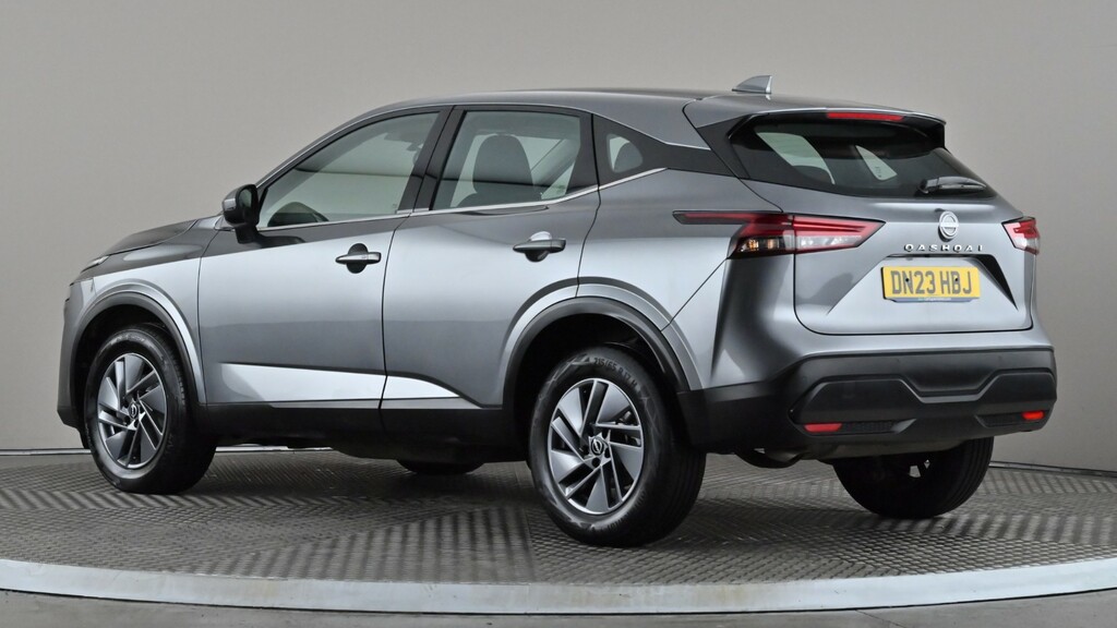 Nissan Qashqai 1.3 Dig-t Mh 158 Acenta Premium Xtronic Grey #4