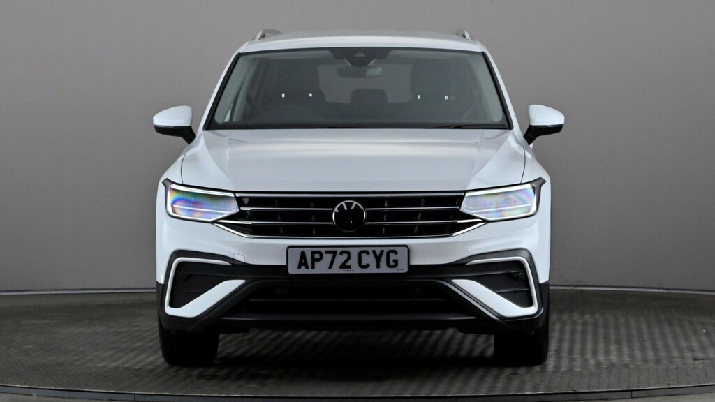 Volkswagen Tiguan Allspace 1.5 Tsi Life Dsg 7 Seats AP72CYG White #2