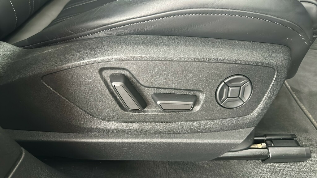 Audi E-tron E-tron Black Edition 55 Quattro Black #34